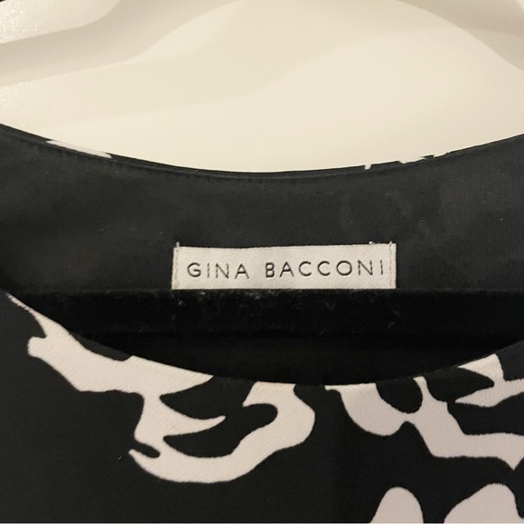 Gina Bacconi Cap-sleeved Black and White Floral Dress Size 12 - Picture 4 of 8